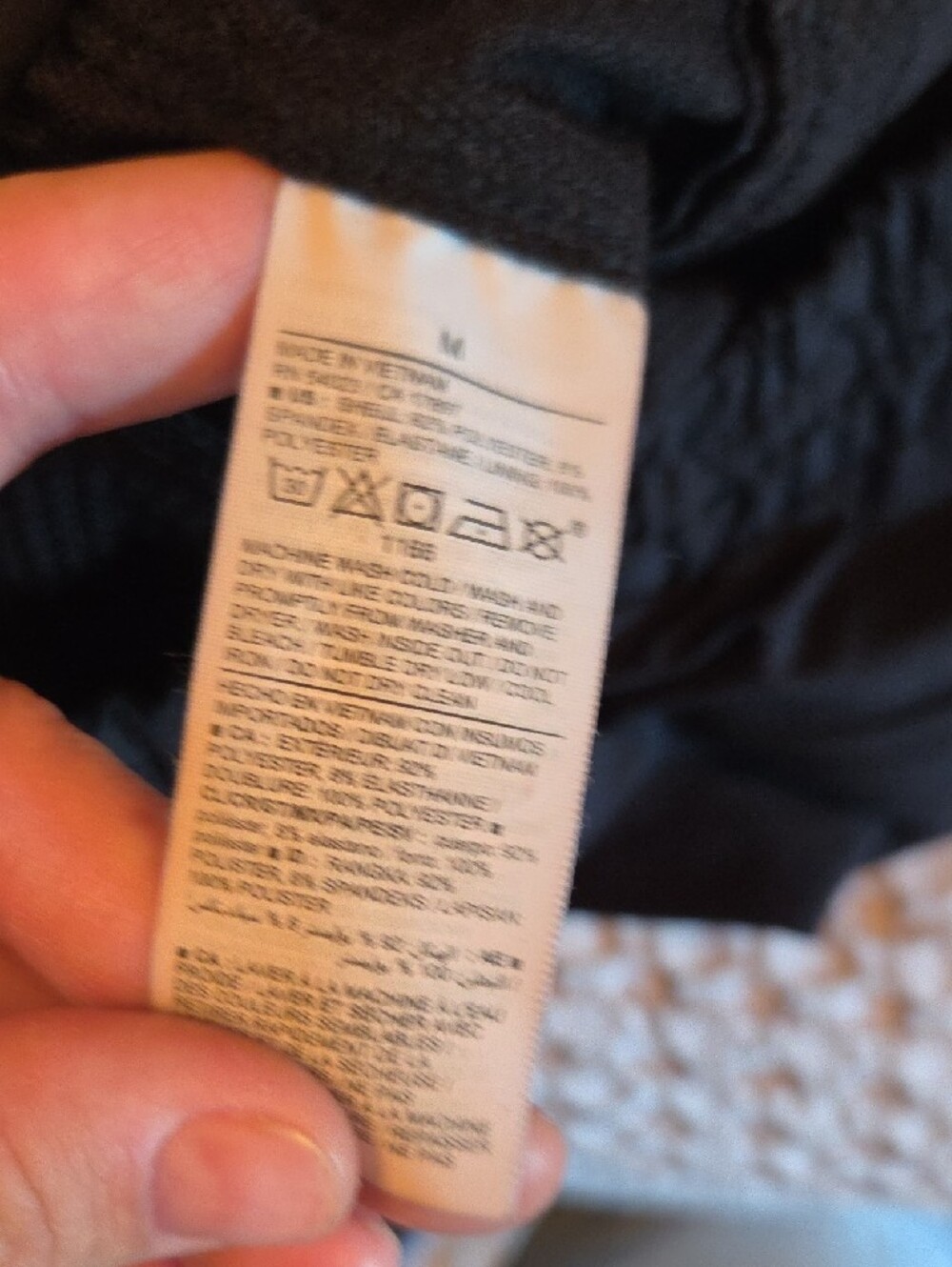 Old Navy Black Athletic Drawstring Shorts - Picture 4 of 4
